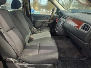 2014 GMC Yukon SLE with VIN 1GKS2AE04ER119758, listed as a Copart auction lot 51792795 with 225,850 mi miles and Clean Title. Bid and sale history available at carsss.com. Image 5.