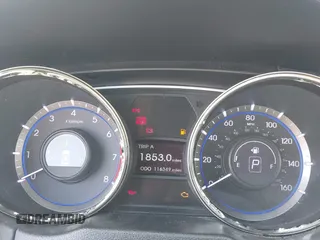 2013 Hyundai Sonata GLS with VIN 5NPEB4AC8DH633421, listed as a IAAI auction lot 42465981 with 116,349 mi miles and . Bid and sale history available at DreamBid. Image 7.