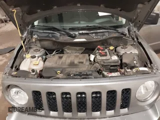 2016 Jeep Patriot Latitude with VIN 1C4NJRFB0GD581213, listed as a IAAI auction lot 42407888 with 104,202 mi miles and . Bid and sale history available at DreamBid. Image 10.