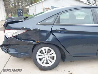 2011 Hyundai Sonata GLS with VIN 5NPEB4AC4BH143880, listed as a IAAI auction lot 41956169 with 183,269 mi miles. Bid and sale history available at carsss.com. Image 18.