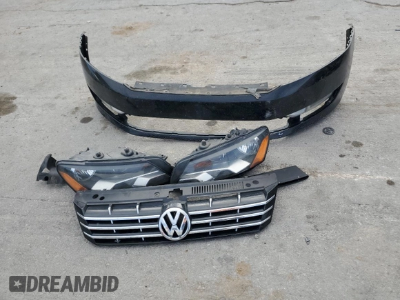 2014 Volkswagen Passat SEL Premium z VIN 1VWCN7A34EC066375, wystawiony jako Copart lot #54016005 z przebiegiem 170 305 mil mil oraz Szkoda całkowita • Salvage title. Historia ofert i sprzedaży dostępna na DreamBid. Obrazek 12.