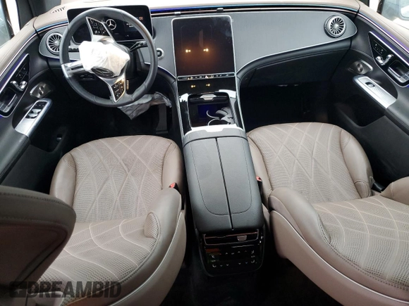 2023 Mercedes-Benz EQE 350+ z VIN 4JGGM2BB7PA013809, wystawiony jako Copart lot #69817004 z przebiegiem 3980 mil mil oraz Tytuł czysty. Historia ofert i sprzedaży dostępna na DreamBid. Obrazek 8.