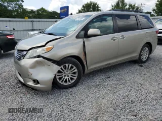 2017 Toyota Sienna XLE Auto Access Seat с VIN 5TDYZ3DC3HS864516, выставлен на аукционе Copart как лот 61470965 с пробегом 110 596 миль миль и Списание • Salvage title. История ставок и продаж доступна на DreamBid. Изображение 1.