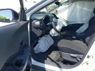 2022 Nissan Kicks S with VIN 3N1CP5BV3NL499825, listed as a IAAI auction lot 41932673 with 48,664 mi miles. Bid and sale history available at carsss.com. Image 5.