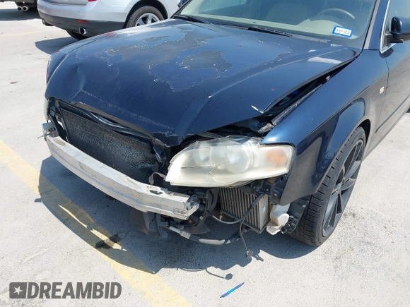 2007 Audi A4 2.0T with VIN WAUAF78E27A207843, listed as a IAAI auction lot 42033988 with 166,453 mi miles. Bid and sale history available at carsss.com. Image 12.