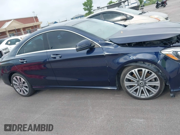 2018 Mercedes-Benz CLA 250 с VIN WDDSJ4EB4JN637135, выставлен на аукционе IAAI как лот 42385034 с пробегом 79 734 миль миль и . История ставок и продаж доступна на DreamBid. Изображение 13.