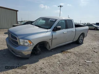 2015 Ram 1500 Lone Star z VIN 1C6RR6GT0FS675044, wystawiony jako Copart lot #53666015 z przebiegiem 207 722 mil mil oraz Szkoda całkowita • Salvage title. Historia ofert i sprzedaży dostępna na DreamBid. Obrazek 1.