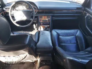 1989 Mercedes-Benz 560 with VIN WDBCA39E0KA446817, listed as a Copart auction lot 81615244 with 270,136 mi miles and Salvage Title. Bid and sale history available at DreamBid. Image 8.