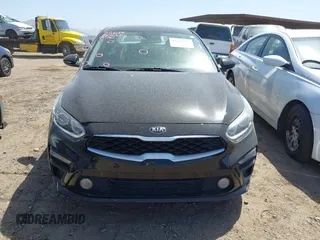 2021 Kia Forte LXS z VIN 3KPF24AD2ME338591, wystawiony jako IAAI lot #42231929 z przebiegiem 86 008 mil mil oraz . Historia ofert i sprzedaży dostępna na DreamBid. Obrazek 13.