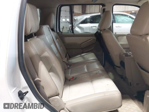 2010 Ford Explorer Eddie Bauer with VIN 1FMEU7EE3AUA06159, listed as a IAAI auction lot 42099321 with 132,149 mi miles. Bid and sale history available at carsss.com. Image 8.