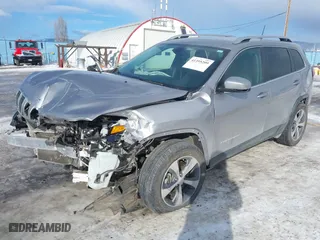 2019 Jeep Cherokee Limited with VIN 1C4PJMDX8KD141677, listed as a IAAI auction lot 41395209 with 1 mi miles. Bid and sale history available at carsss.com. Image 18.