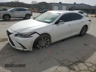 2020 Lexus ES with VIN 58ADZ1B1XLU074823, listed as a Copart auction lot 47301035 with 47,117 mi miles and Salvage Title. Bid and sale history available at carsss.com. Image 1.