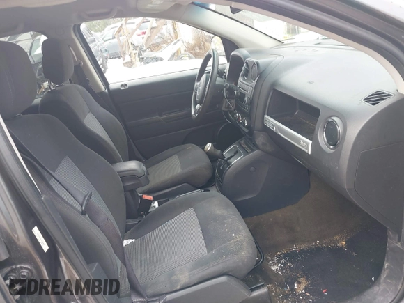 2017 Jeep Compass 75th Anniversary Edition with VIN 1C4NJDBBXHD154468, listed as a IAAI auction lot 41690768 with 109,188 mi miles. Bid and sale history available at carsss.com. Image 5.