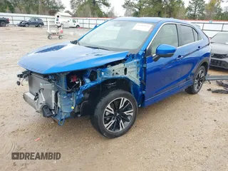 2024 Mitsubishi Eclipse Cross SE z VIN JA4ATWAA5RZ001492, wystawiony jako IAAI lot #41281253 z przebiegiem 25 221 mil mil oraz . Historia ofert i sprzedaży dostępna na DreamBid. Obrazek 18.