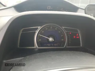 2006 Honda Civic LX z VIN JHMFA16506S006537, wystawiony jako Copart lot #60407425 z przebiegiem 171 482 mil mil oraz Szkoda całkowita • Salvage title. Historia ofert i sprzedaży dostępna na DreamBid. Obrazek 9.