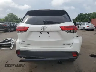 2018 Toyota Highlander SE с VIN 5TDJZRFH1JS884086, выставлен на аукционе Copart как лот 58822095 с пробегом Не указан миль и На запчасти • Non repairable. История ставок и продаж доступна на DreamBid. Изображение 6.