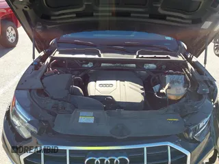 2021 Audi Q5 Premium z VIN WA1AAAFY9M2076387, wystawiony jako IAAI lot #42303925 z przebiegiem 46 954 mil mil oraz . Historia ofert i sprzedaży dostępna na DreamBid. Obrazek 10.