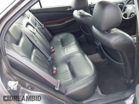 2003 Acura TL with VIN 19UUA56623A008219, listed as a IAAI auction lot 41674372 with 240,371 mi miles. Bid and sale history available at carsss.com. Image 8.