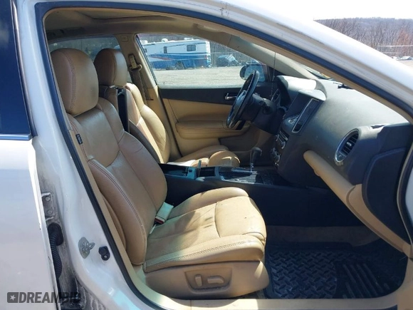 2011 Nissan Maxima 3.5 S with VIN 1N4AA5AP7BC863931, listed as a IAAI auction lot 41930873 with 154,704 mi miles. Bid and sale history available at carsss.com. Image 5.