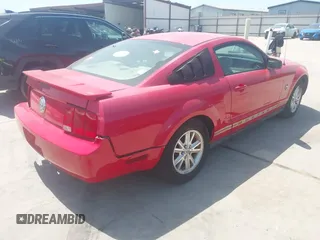 2009 Ford Mustang with VIN 1ZVHT80N295114597, listed as a IAAI auction lot 42013099 with 117,370 mi miles and . Bid and sale history available at carsss.com. Image 4.