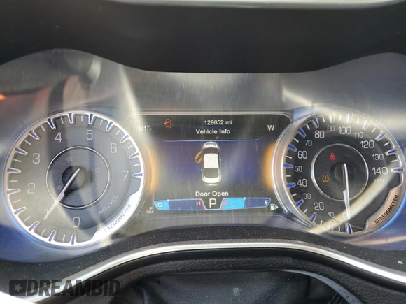 2015 Chrysler 200 C with VIN 1C3CCCCB7FN681230, listed as a Copart auction lot 54155555 with 129,652 mi miles and Clean Title. Bid and sale history available at carsss.com. Image 9.
