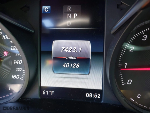 2019 Mercedes-Benz GLC with VIN WDC0J4KB5KF600462, listed as a IAAI auction lot 41709879 with 40,128 mi miles. Bid and sale history available at carsss.com. Image 7.
