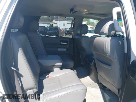 2008 Toyota Sequoia Platinum with VIN 5TDBY67A18S020320, listed as a IAAI auction lot 41918310 with 290,854 mi miles. Bid and sale history available at carsss.com. Image 8.
