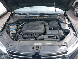 2015 Volkswagen Jetta SE with VIN 3VWD17AJ4FM238189, listed as a IAAI auction lot 42631257 with 92,561 mi miles and . Bid and sale history available at DreamBid. Image 10.