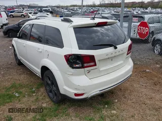 2018 Dodge Journey Crossroad with VIN 3C4PDDGG1JT364221, listed as a IAAI auction lot 41840515 with 103,411 mi miles and . Bid and sale history available at DreamBid. Image 3.