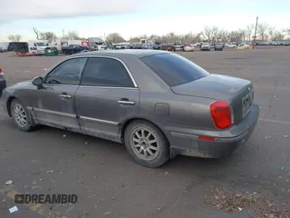 2004 Hyundai XG with VIN KMHFU45E14A355782, listed as a IAAI auction lot 41357500 with 138,236 mi miles. Bid and sale history available at carsss.com. Image 3.