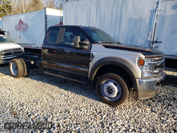 2022 Ford Super Duty F-450 DRW XL with VIN 1FD0X4HT2NEF13354, listed as a Copart auction lot 74287164 with 841 mi miles and Salvage Title. Bid and sale history available at carsss.com. Image 4.