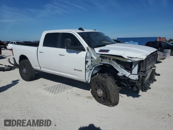 2022 Ram 2500 Big Horn with VIN 3C6UR5DL6NG142842, listed as a Copart auction lot 43265585 with 89,783 mi miles and Salvage Title. Bid and sale history available at carsss.com. Image 4.