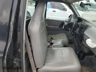 2000 Mazda B-Series 2WD Truck SX with VIN 4F4YR12C2YTM25985, listed as a Copart auction lot 71353824 with 247,907 mi miles and Salvage Title. Bid and sale history available at carsss.com. Image 10.