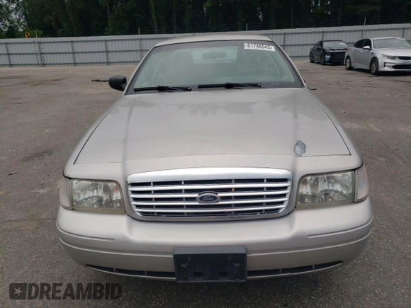 2010 Ford Police Interceptor z VIN 2FABP7BV7AX117248, wystawiony jako Copart lot #61748545 z przebiegiem 173 123 mil mil oraz Szkoda całkowita • Salvage title. Historia ofert i sprzedaży dostępna na DreamBid. Obrazek 5.