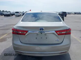 2018 Toyota Avalon Hybrid XLE Plus z VIN 4T1BD1EB5JU060570, wystawiony jako IAAI lot #42270625 z przebiegiem 100 010 mil mil oraz . Historia ofert i sprzedaży dostępna na DreamBid. Obrazek 15.