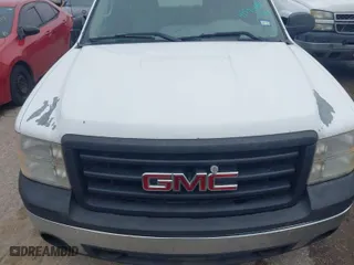 2007 GMC Sierra 1500 SLE1 with VIN 1GTEK19077Z586744, listed as a IAAI auction lot 41594086 with 323,471 mi miles. Bid and sale history available at carsss.com. Image 6.