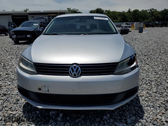 2014 Volkswagen Jetta S with VIN 3VW2K7AJ8EM221348, listed as a Copart auction lot 61557045 with 169,867 mi miles and Clean title. Bid and sale history available at DreamBid. Image 5.