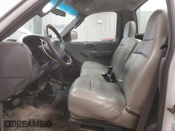 2003 Ford F-150 XL with VIN 2FTRF18W23CA96148, listed as a Copart auction lot 47425525 with 266,671 mi miles and Clean title. Bid and sale history available at DreamBid. Image 7.