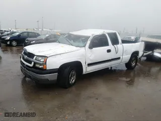 2003 Chevrolet Silverado 1500 LS with VIN 2GCEC19X831281928, listed as a IAAI auction lot 39792707 with 1 mi miles. Bid and sale history available at carsss.com. Image 2.
