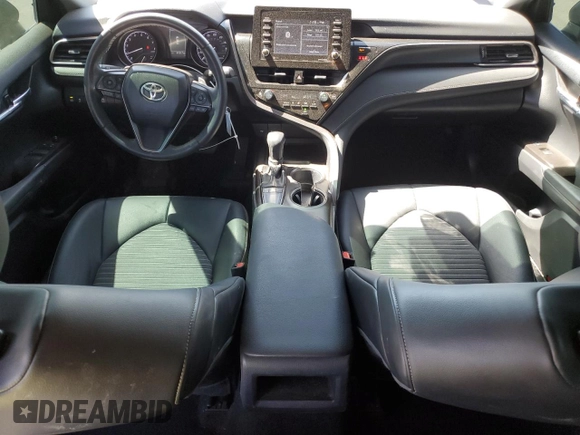 2022 Toyota Camry SE z VIN 4T1G11AK3NU657890, wystawiony jako Copart lot #49311565 z przebiegiem 61 017 mil mil oraz Szkoda całkowita • Salvage title. Historia ofert i sprzedaży dostępna na DreamBid. Obrazek 8.