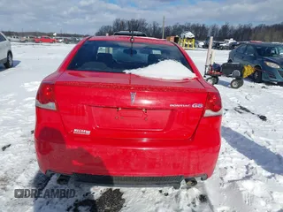 2008 Pontiac G8 with VIN 6G2ER57778L143752, listed as a IAAI auction lot 41260913 with 110,091 mi miles. Bid and sale history available at carsss.com. Image 17.