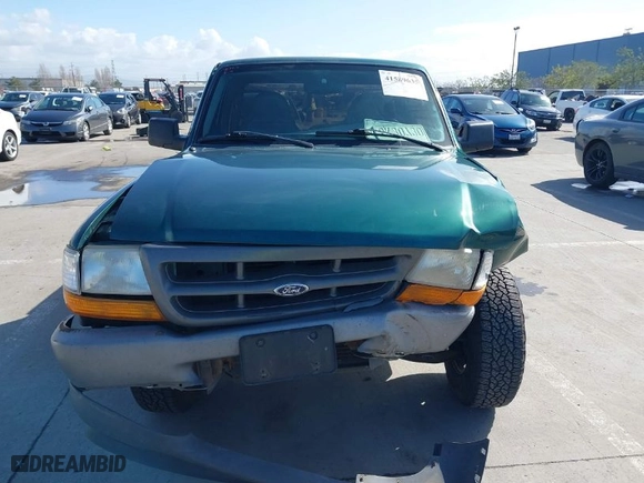 2000 Ford Ranger XL with VIN 1FTYR10C9YPB64651, listed as a IAAI auction lot 41589635 with 134,323 mi miles. Bid and sale history available at carsss.com. Image 12.