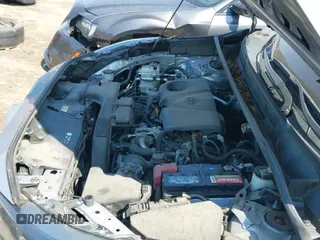 2019 Toyota RAV4 LE z VIN 2T3G1RFV4KW074989, wystawiony jako IAAI lot #43247728 z przebiegiem 76 559 mil mil oraz . Historia ofert i sprzedaży dostępna na DreamBid. Obrazek 20.