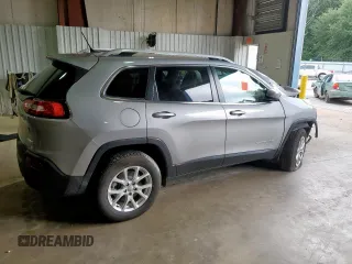 2016 Jeep Cherokee Latitude with VIN 1C4PJMCBXGW168154, listed as a Copart auction lot 61371545 with Not provided miles and Salvage title. Bid and sale history available at DreamBid. Image 3.