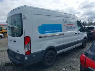 2017 Ford Transit with VIN 1FTYE2CM0HKA14592, listed as a IAAI auction lot 41701245 with 33,378 mi miles and . Bid and sale history available at DreamBid. Image 4.