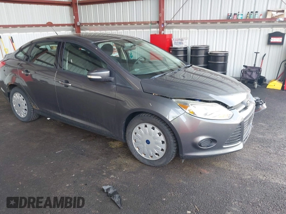 2013 Ford Focus SE with VIN 1FADP3F28DL113955, listed as a IAAI auction lot 41924051 with 107,858 mi miles. Bid and sale history available at carsss.com. Image 1.