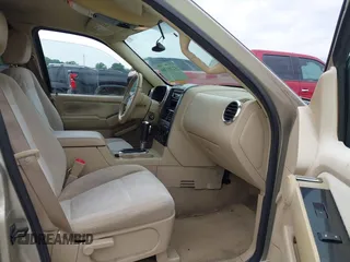2006 Ford Explorer XLT z VIN 1FMEU73E56UB74573, wystawiony jako IAAI lot #42383380 z przebiegiem 224 359 mil mil oraz . Historia ofert i sprzedaży dostępna na DreamBid. Obrazek 5.