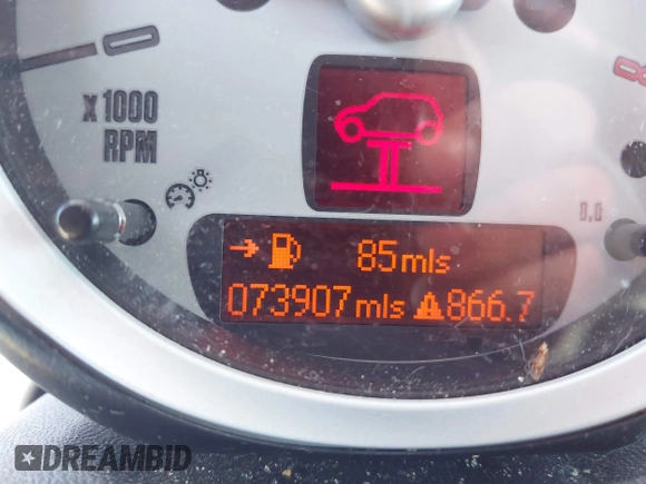 2010 MINI Hardtop with VIN WMWMF3C57ATU78437, listed as a IAAI auction lot 42754446 with 73,907 mi miles and . Bid and sale history available at DreamBid. Image 12.