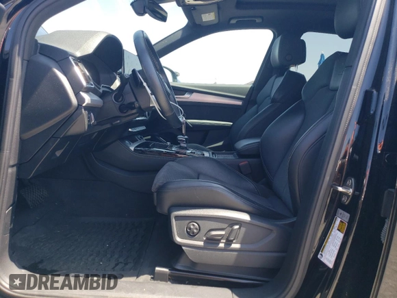 2021 Audi Q5 Premium Plus with VIN WA1E2AFY2M2061809, listed as a Copart auction lot 56331075 with 31,631 mi miles and Salvage title. Bid and sale history available at DreamBid. Image 7.