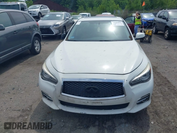 2015 Infiniti Q50 Premium with VIN JN1BV7AR5FM390985, listed as a IAAI auction lot 42641031 with 117,060 mi miles and . Bid and sale history available at DreamBid. Image 12.